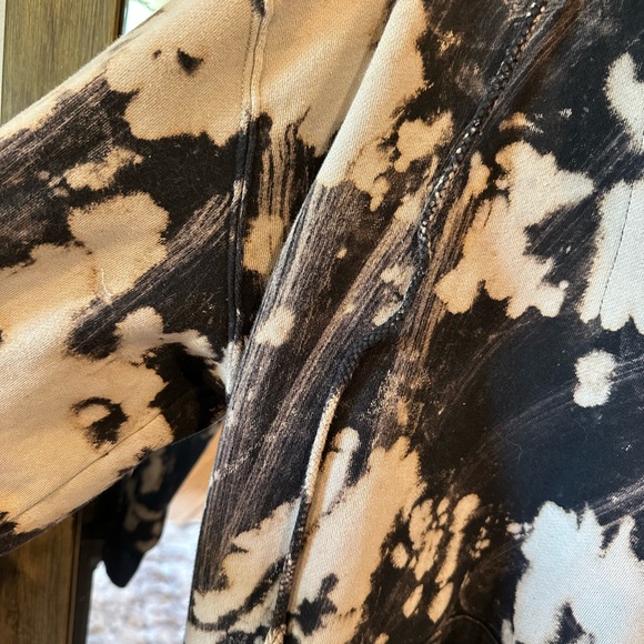 Gilded Intent Black and White Graphic Hoodie - Picture 4 of 6